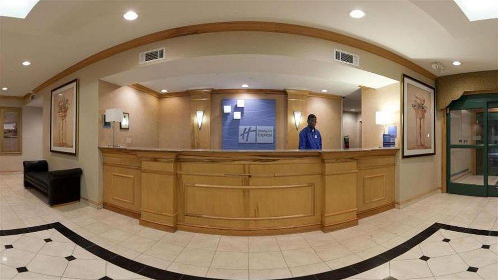 Holiday Inn Express Hotel & Suites Memphis Southwind By Ihg Germantown Exterior foto