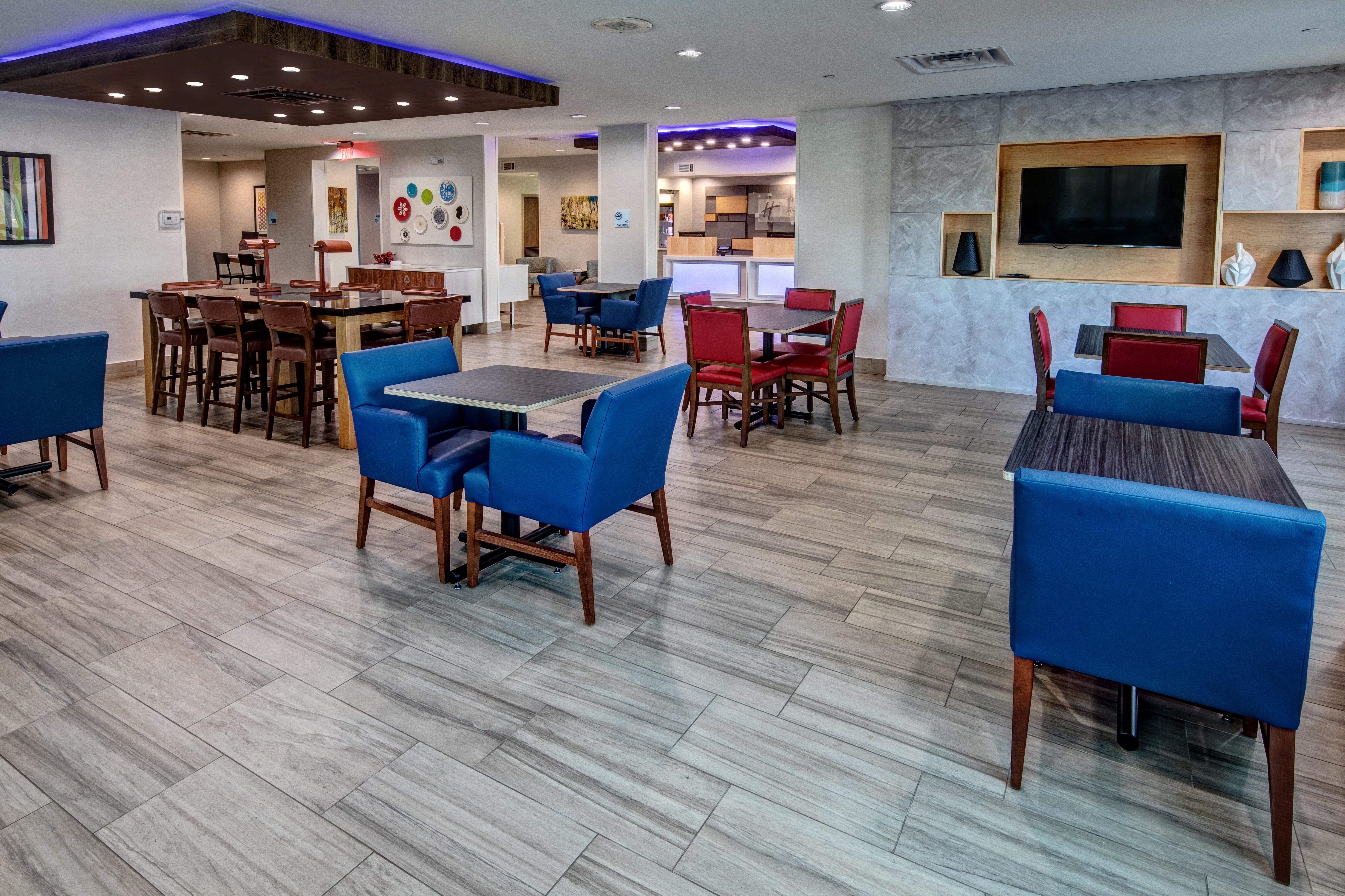 Holiday Inn Express Hotel & Suites Memphis Southwind By Ihg Germantown Exterior foto