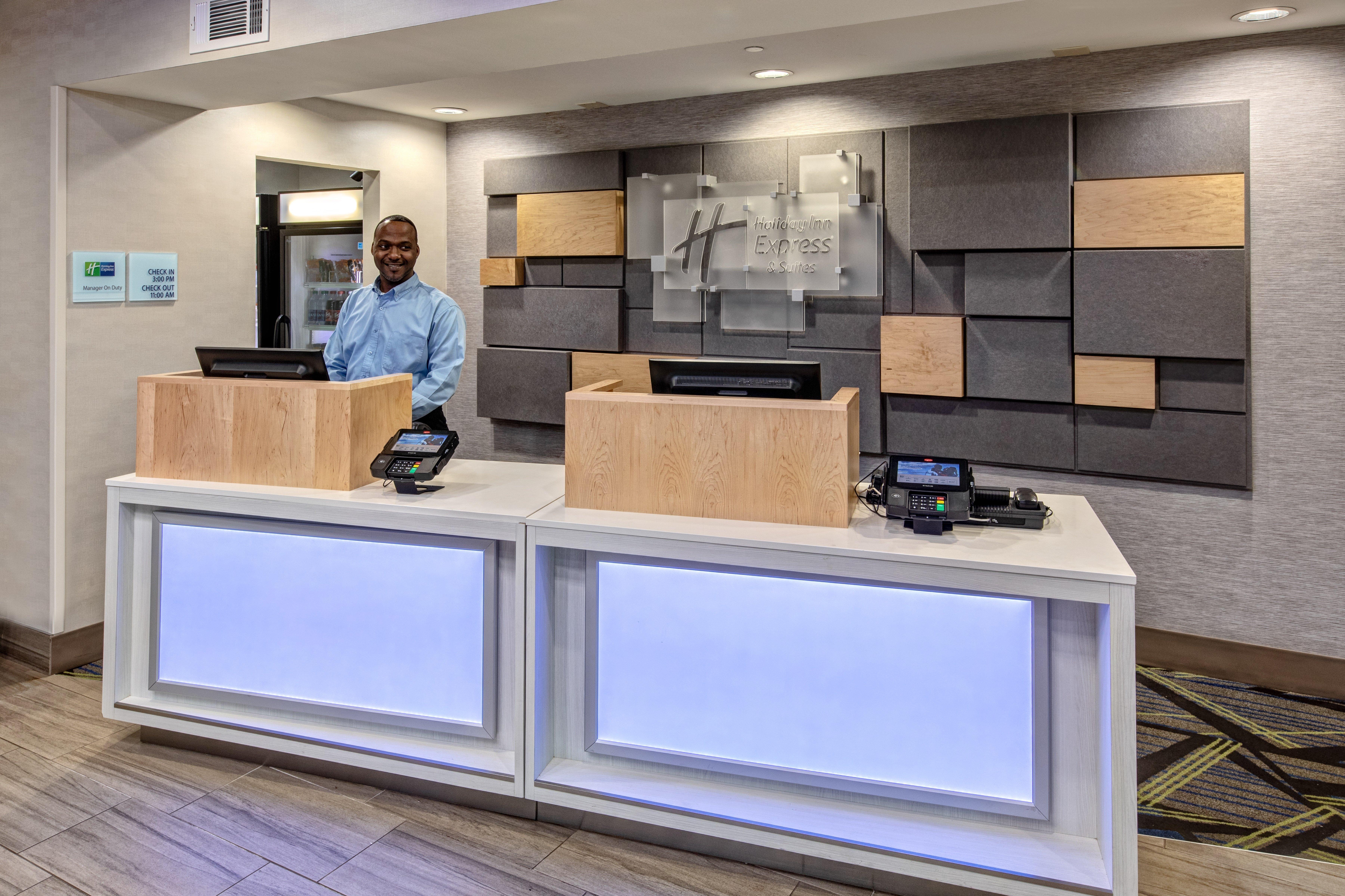 Holiday Inn Express Hotel & Suites Memphis Southwind By Ihg Germantown Exterior foto